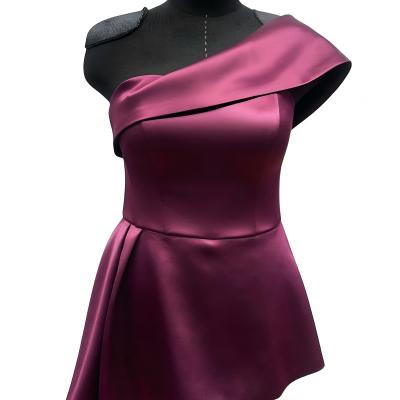 Пошив женской одежды